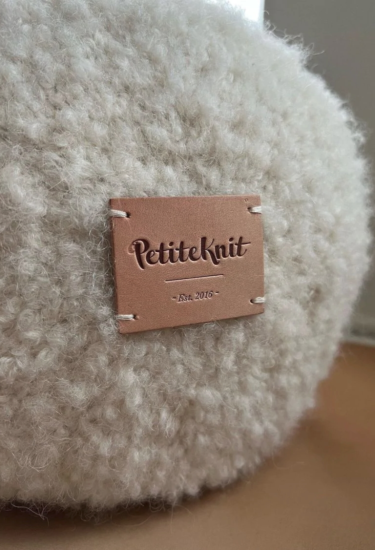 Petite Knit Leder Label