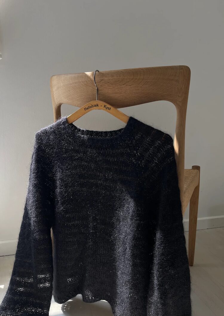 Aegyoknit Sook Moon Sweater